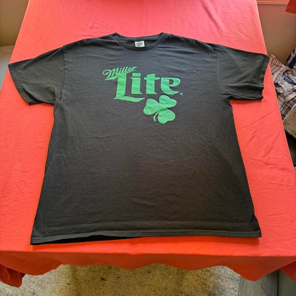 Black delta pro weight Miller Lite St. Patrick’s Day T-shirt- Size XL